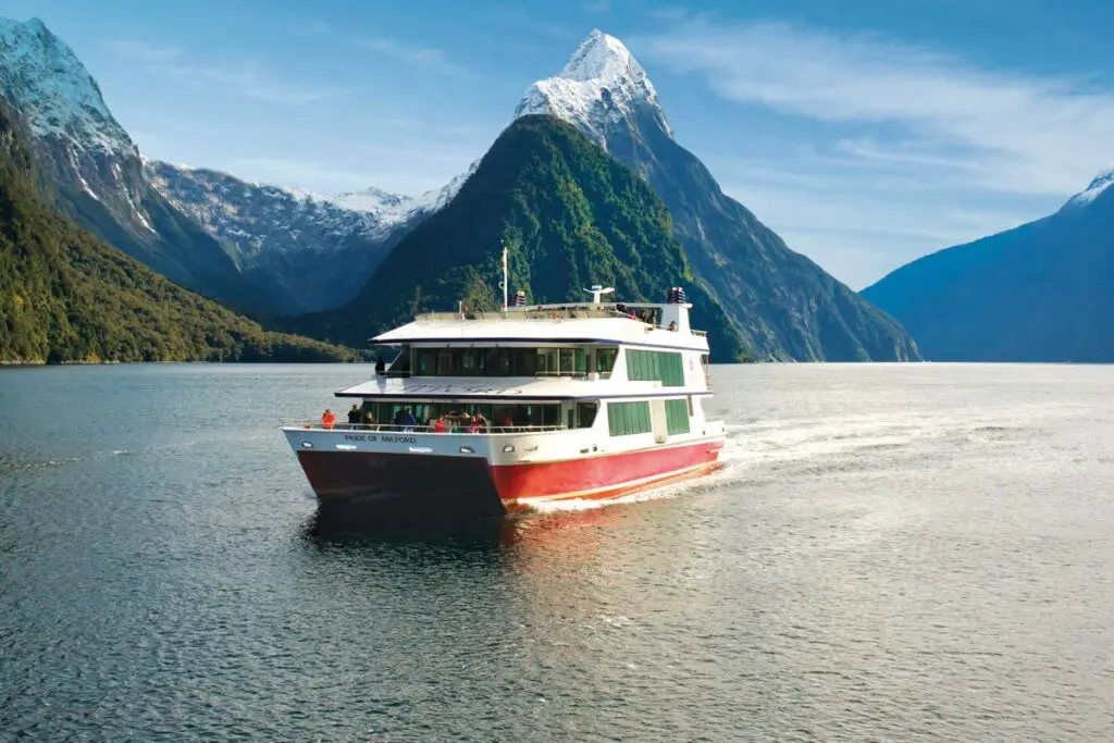 Scenic-Cruise
