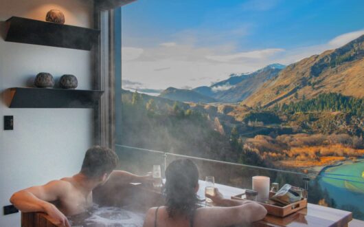 Onsen Hot Pools - TOP 10 Queenstown Holiday Park