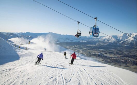 Skiing - TOP 10 Queenstown Holiday Park