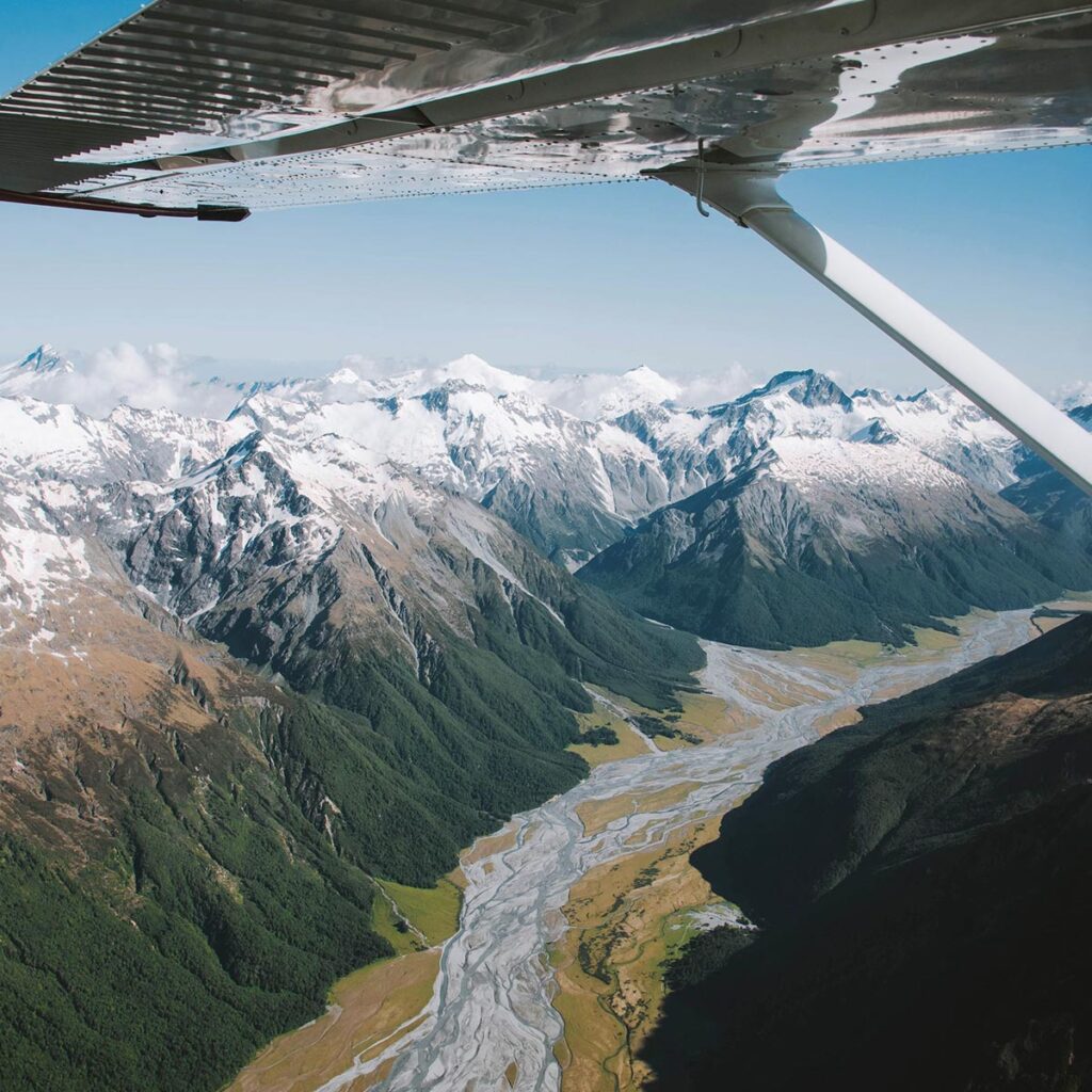 scenic-flights-from-queenstown