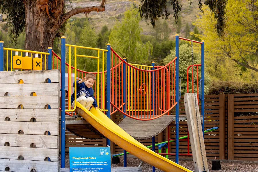 family-accommodation-queenstown-playground